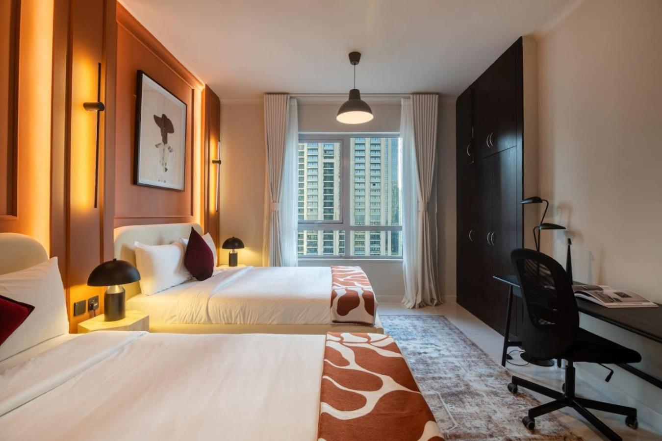 2-bedroom With Full Burj Khalifa & Opera House Views Just 9 Min Walk To Mall! Apartment