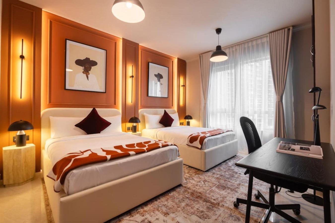 2-bedroom With Full Burj Khalifa & Opera House Views Just 9 Min Walk To Mall! Apartment *