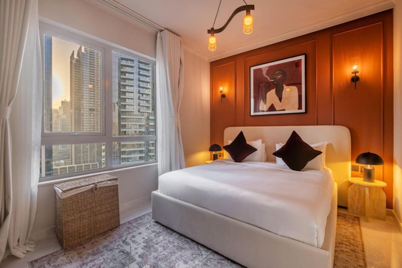 Apartment 2-bedroom With Full Burj Khalifa & Opera House Views Just 9 Min Walk To Mall! Dubai