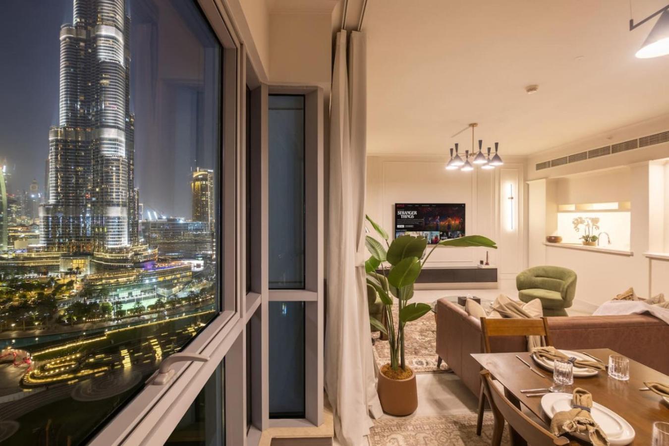 Apartment 2-bedroom With Full Burj Khalifa & Opera House Views Just 9 Min Walk To Mall! *