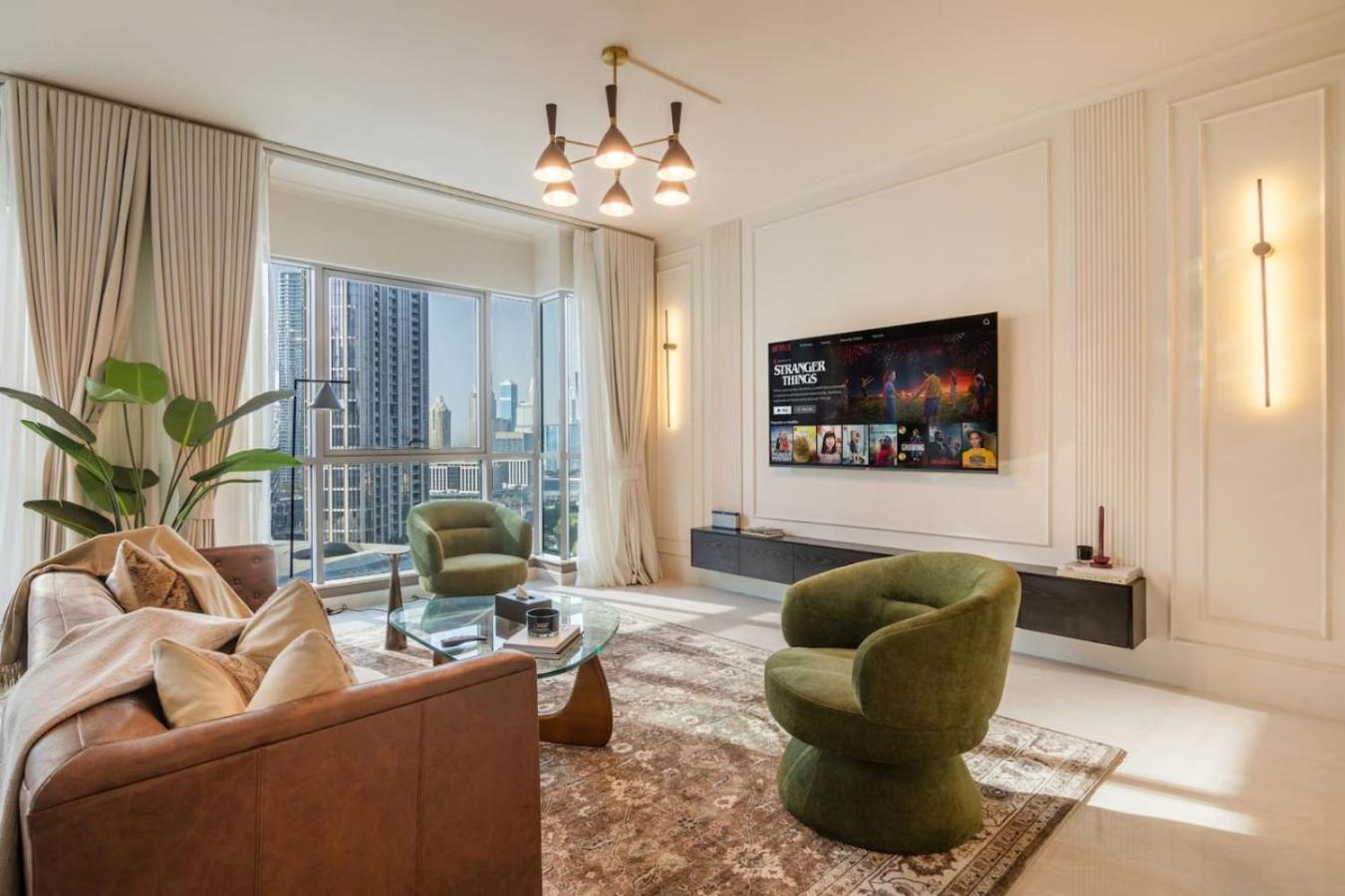 2-bedroom With Full Burj Khalifa & Opera House Views Just 9 Min Walk To Mall! Dubai