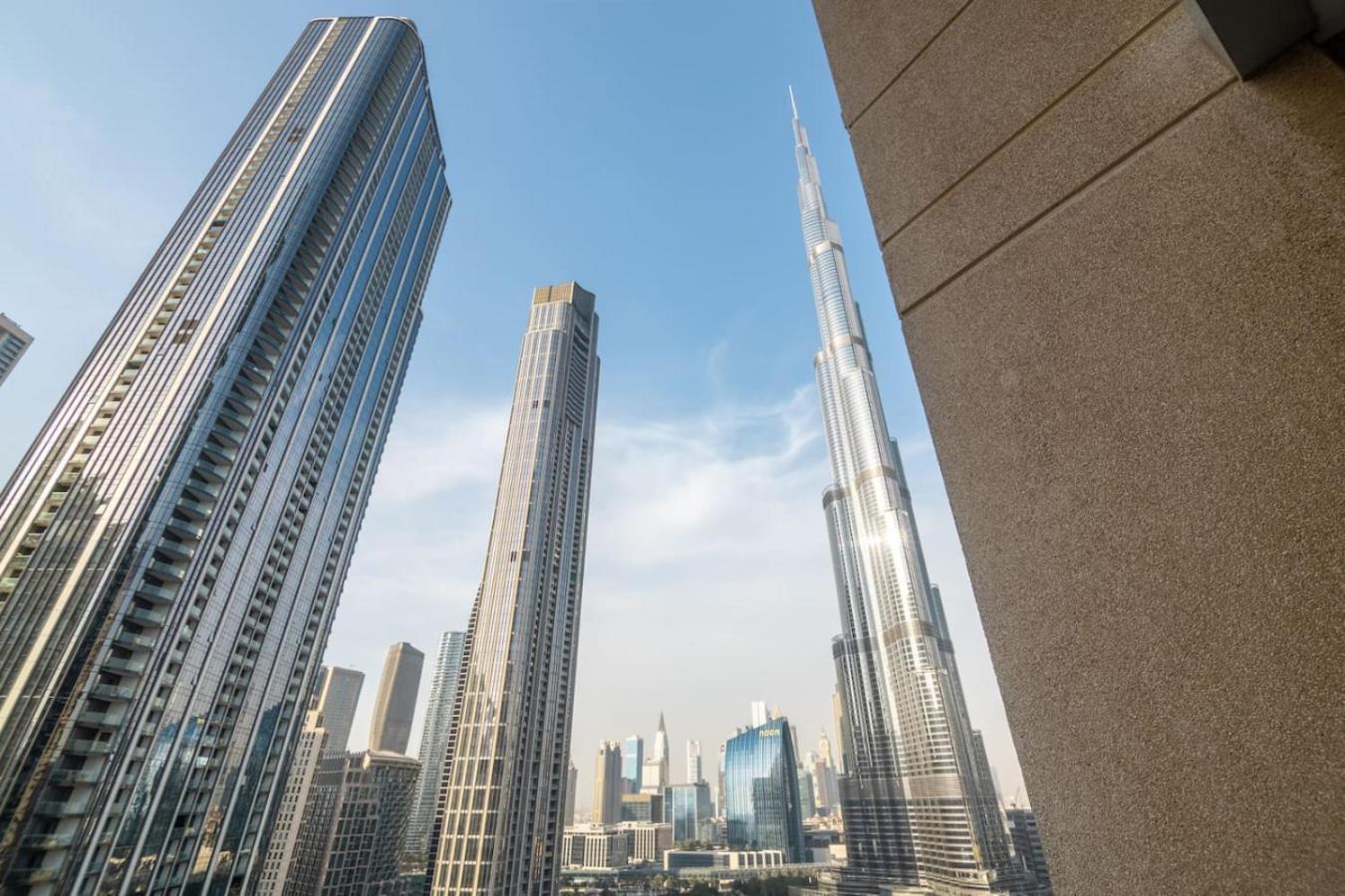 Apartment 2-bedroom With Full Burj Khalifa & Opera House Views Just 9 Min Walk To Mall! Dubai
